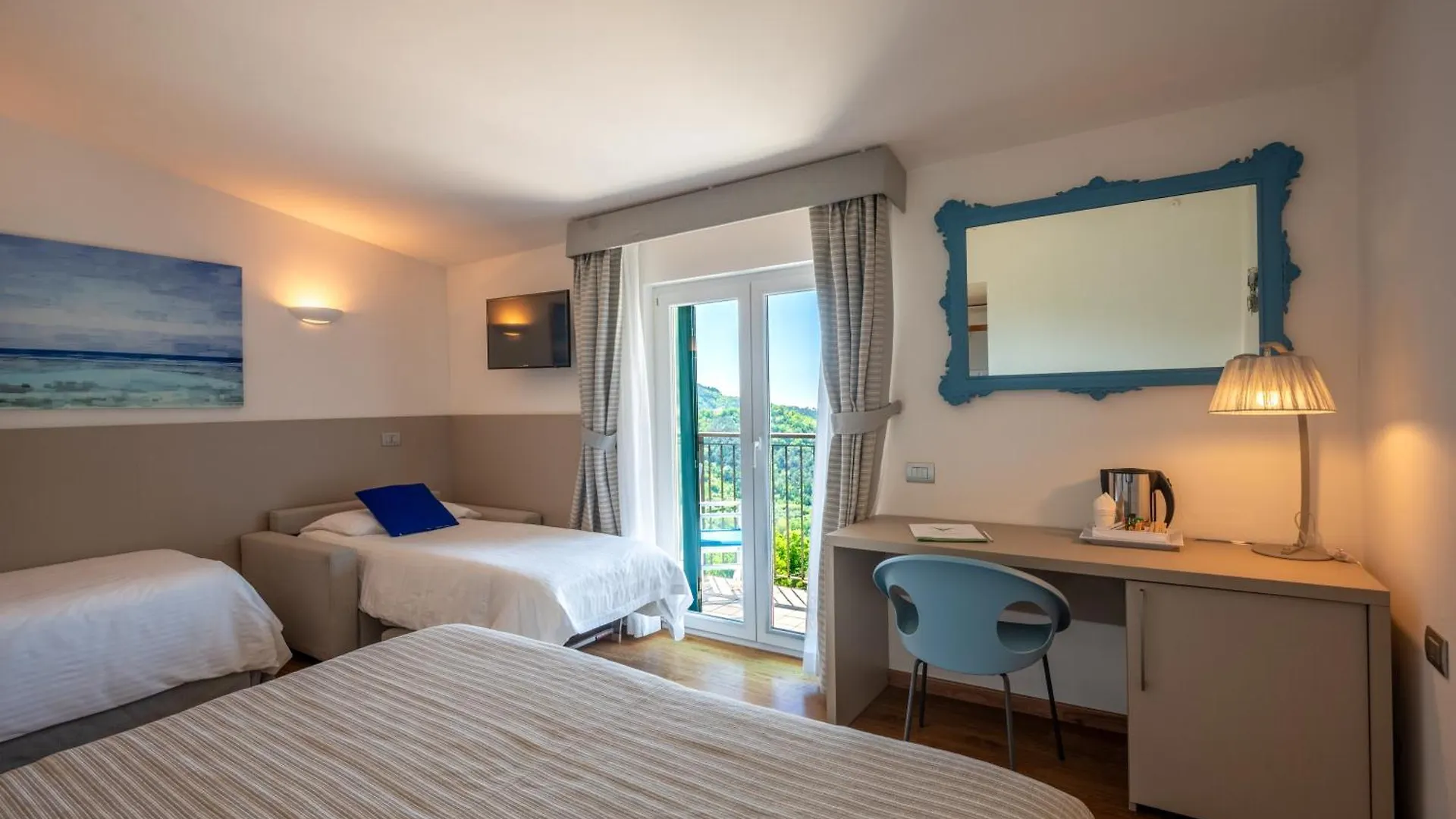 ***  Hotel La Vigna Moneglia Italien