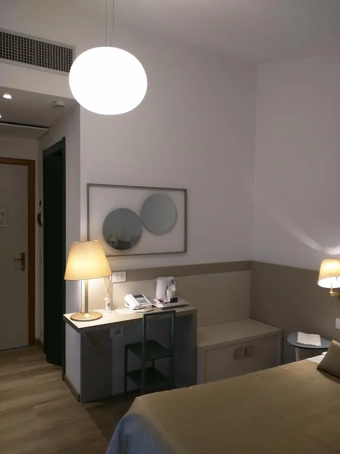 ***  Hotel La Vigna Moneglia Italien