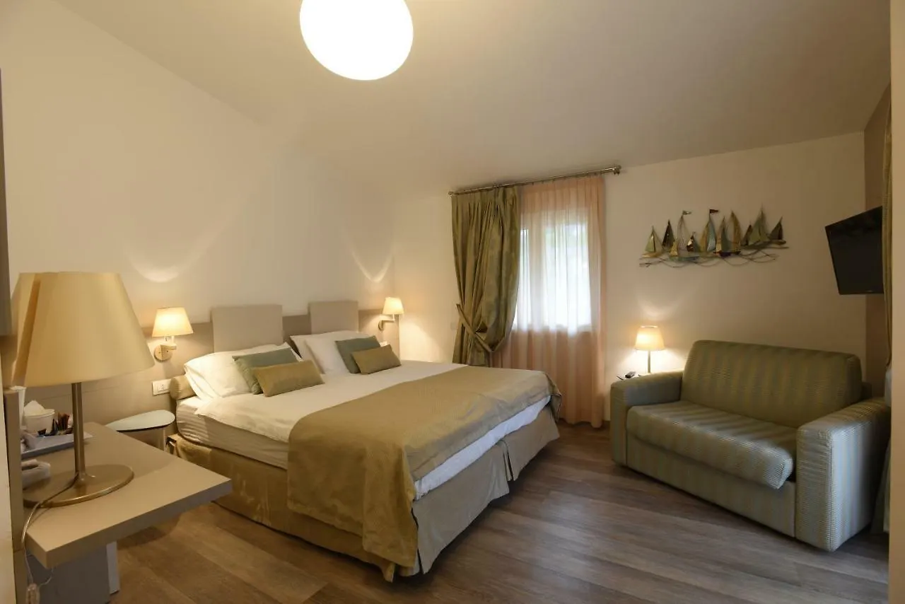 Hotel La Vigna Moneglia 3*,  Italia